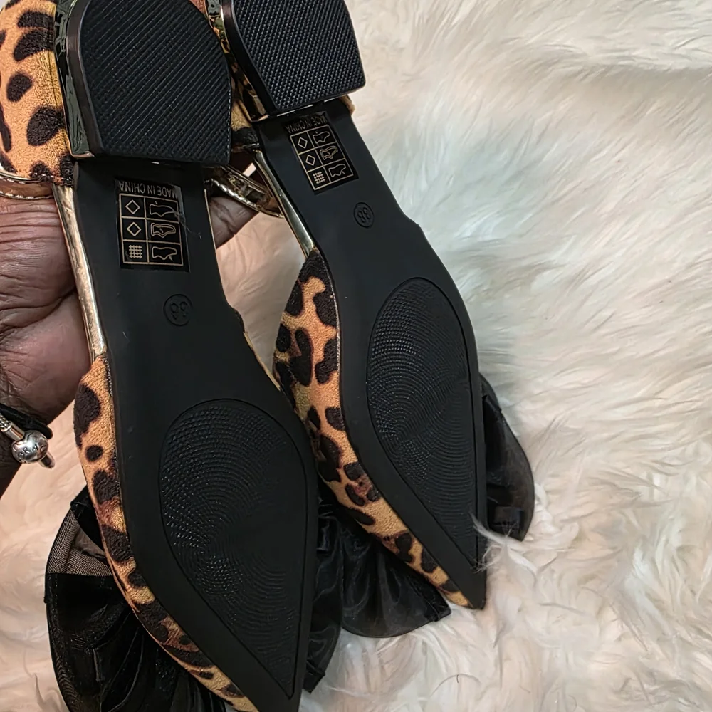 Leopard Print Women's Shoes - Picture 5 of 5